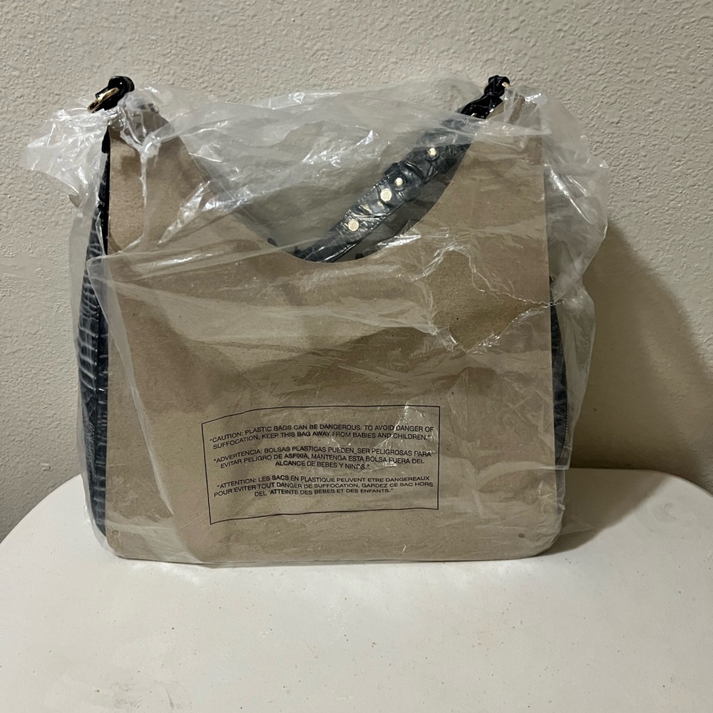 NWOT Brahmin Blue and Cream Women's Bag - Picture 2 of 9